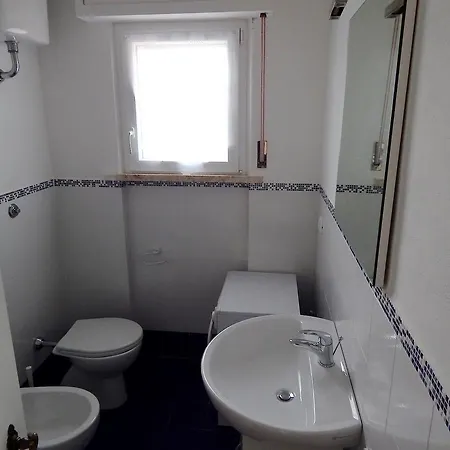 N083 - Numana, Trilocale Con Terrazzo Panoramico